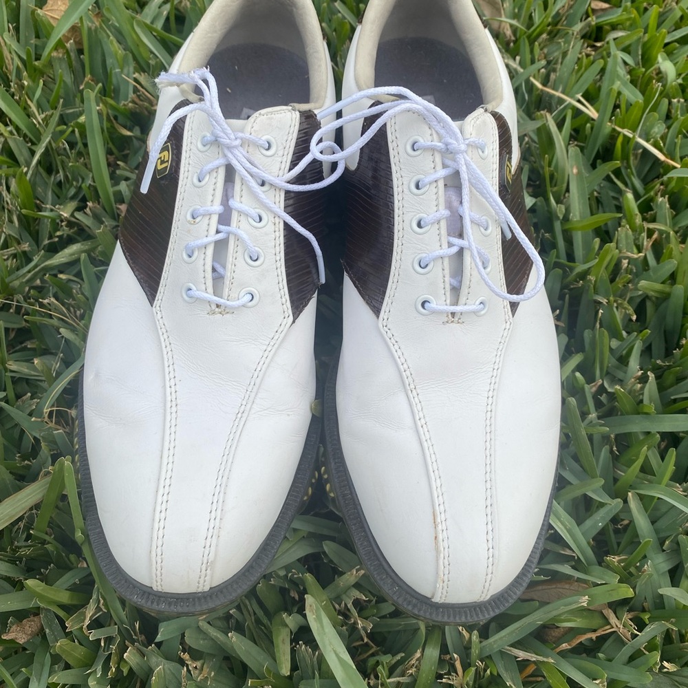 FJ golf tennis shoes men’s size 8